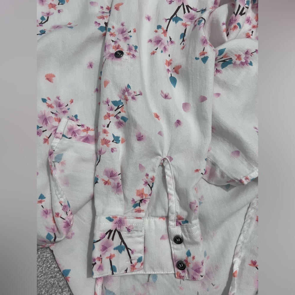 Billy T Floral Button Down Lyocell Spring Blossom Top - Picture 8 of 10